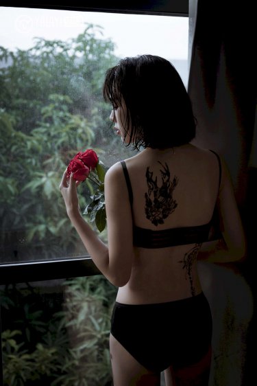 李丽珍的电影《蜜桃成熟时》